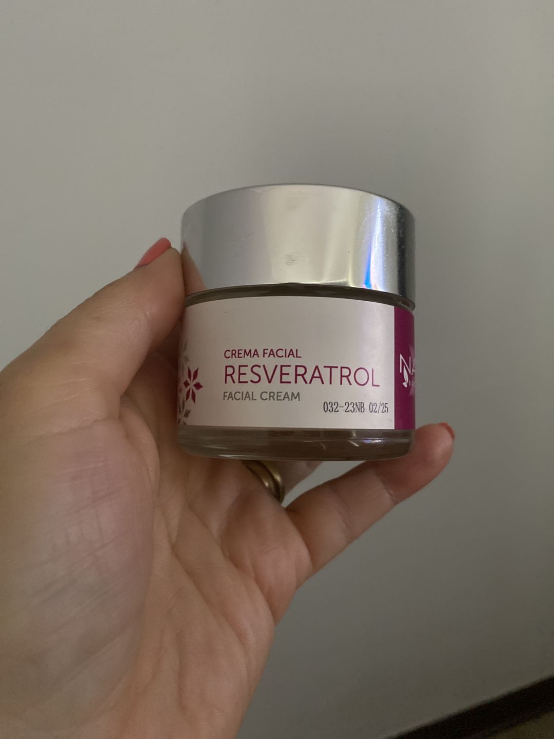 Customer photo review of Crema Facial Resveratrol