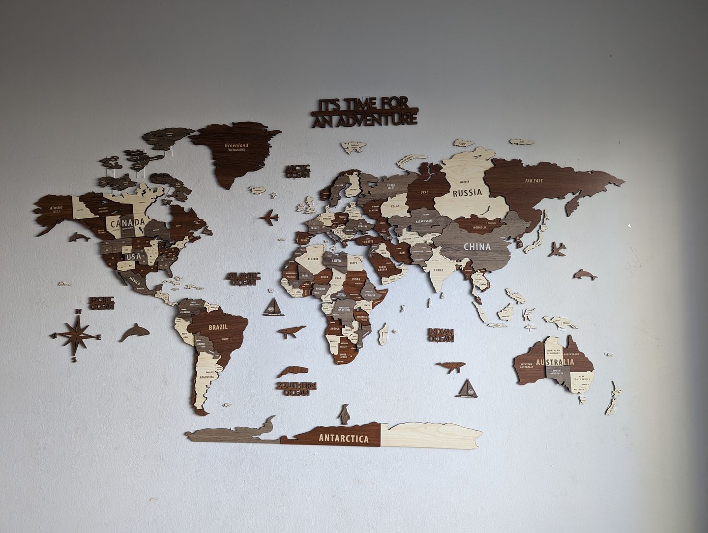 Customer photo review of 3D Wooden Multilayered World Map with States and Capitals v2