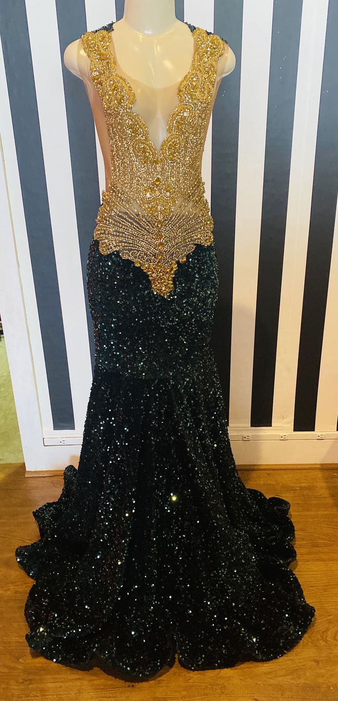 Customer photo review of Hunter Green Sequin On Velvet