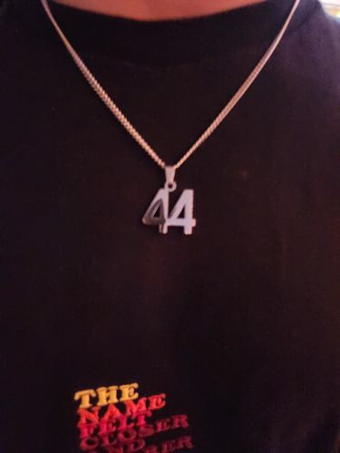 Customer photo review of FREE # Pendant - Random Color Blk/Gld/Silv [1 per customer, pay shipping.]