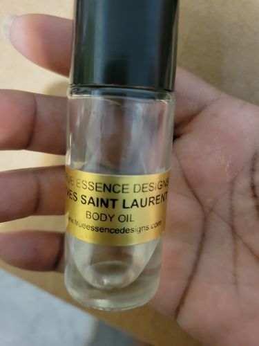 Customer photo review of Yves Saint Laurent Libre Type Body Oil - Women