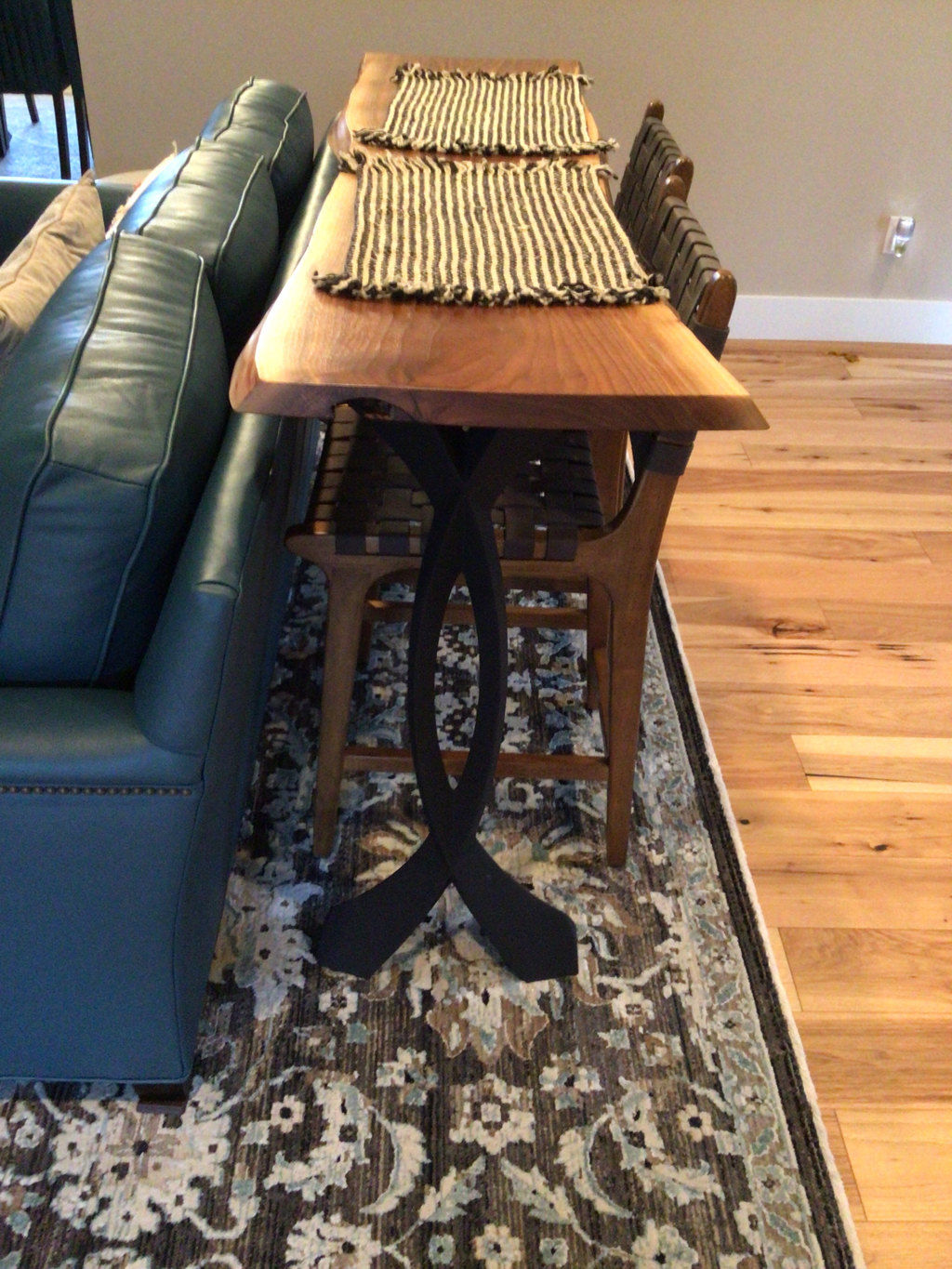 Customer photo review of Metal Counter Table Legs - 612 Wishbone - 34H inch - Flowyline - Set of 2 pcs