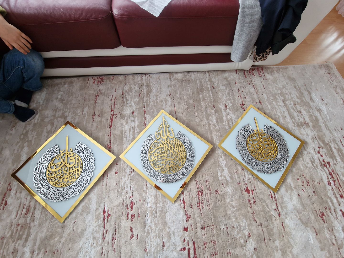Customer photo review of Set of Glass Ayatul Kursi, Surah Al Ikhlas - Al Falaq - An Nas Tempered Glass Decor Islamic Wall Art