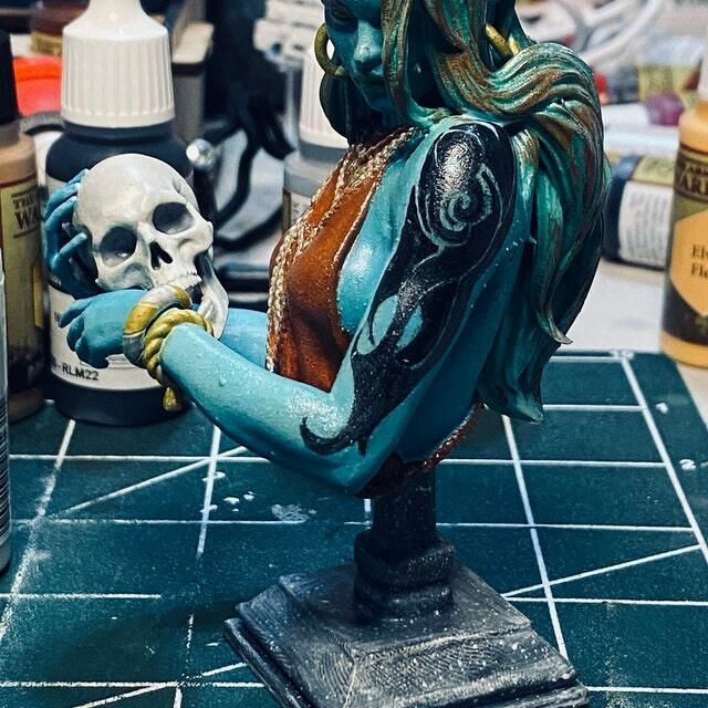 Customer photo review of Laedria Bust
