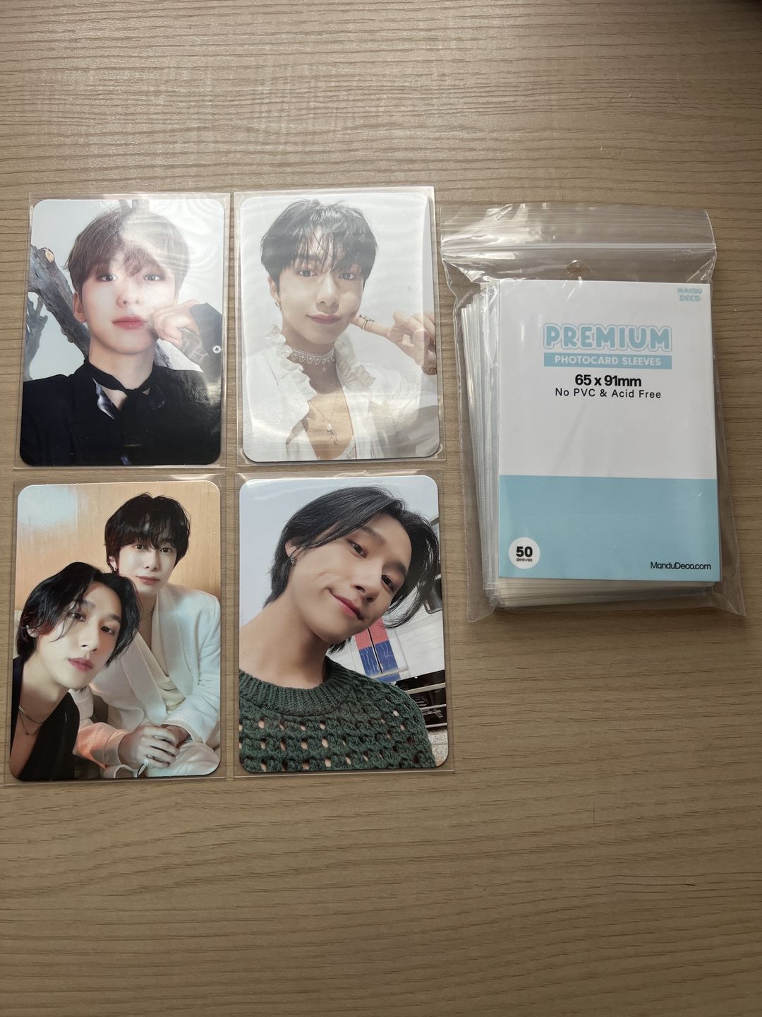 Customer photo review of PREMIUM PHOTOCARD SLEEVES - BLUE VERSION (65x91MM)