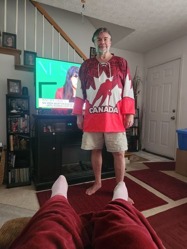 Customer photo review of (Custom Personalised And Number) Canada Hockey Hockey Jersey LT6