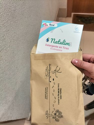 Customer photo review of Eco-Tiras de Detergente 40 lavados Natulim