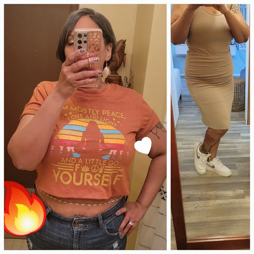 Customer photo review of Turquoise Glow in the Dark Waist Beads