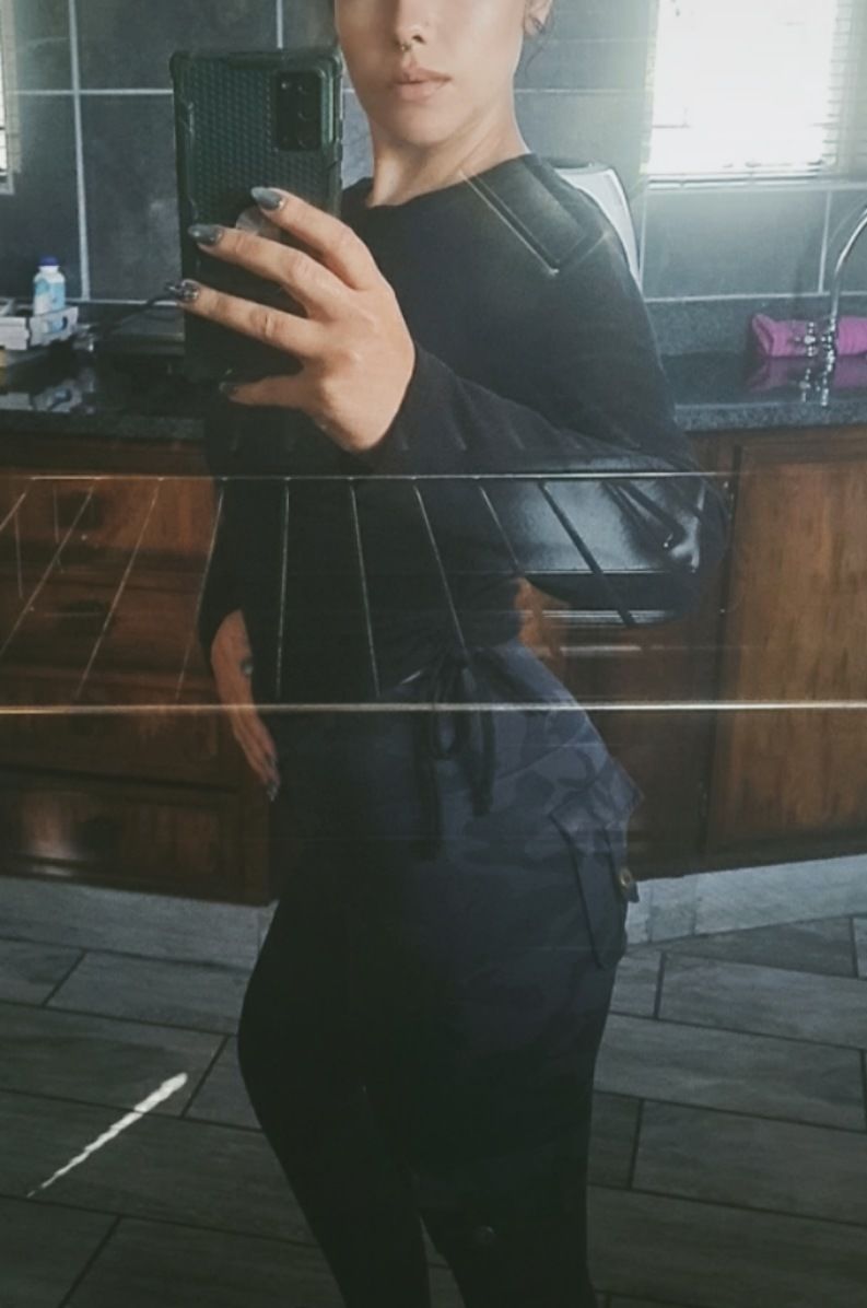 Customer photo review of Shapewear TNG Cargo Leggings -  Black Camo