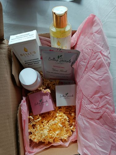 Customer photo review of GOMMAGE À LÈVRES
