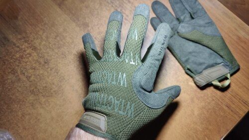 Customer photo review of Men Full Finger Protection Airsoft Paintball Work Hunting Gloves