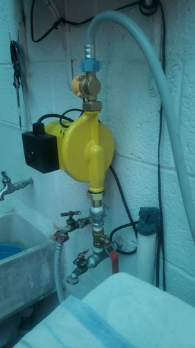 Customer photo review of Bomba Presurizadora Agua 1/3 Hp Automatica 260 W 2 Servicios