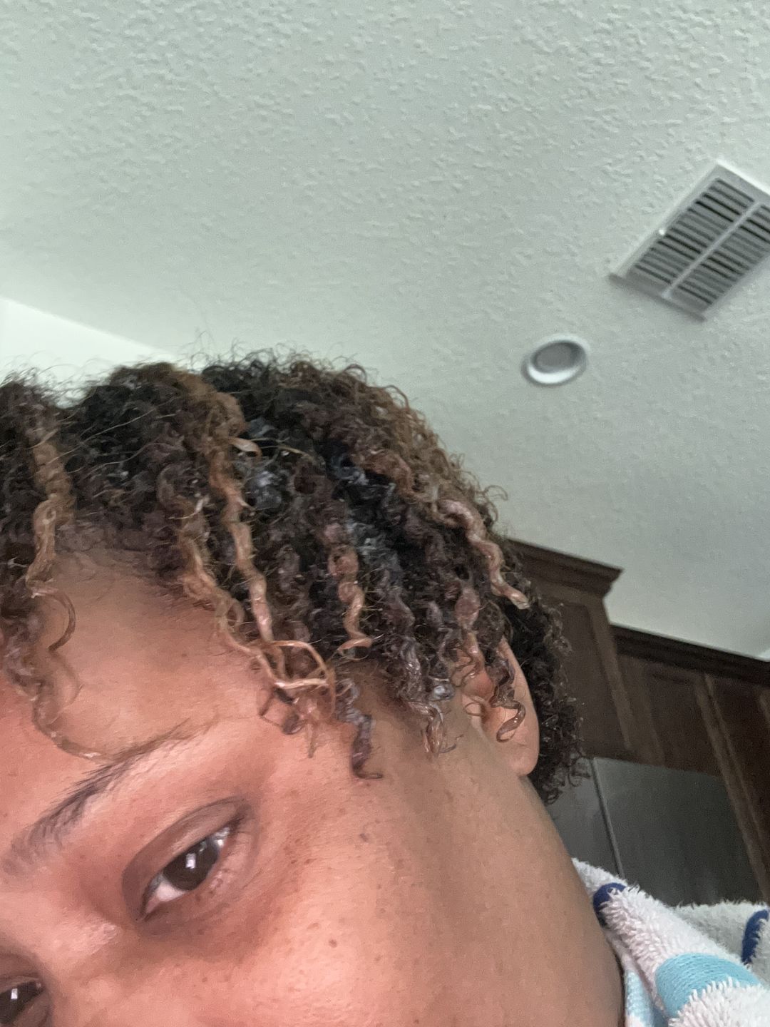 Customer photo review of Defining Flaxseed Gel for Curly Hair with Organic Jojoba Oil for Moisture and Lavender Fragrance