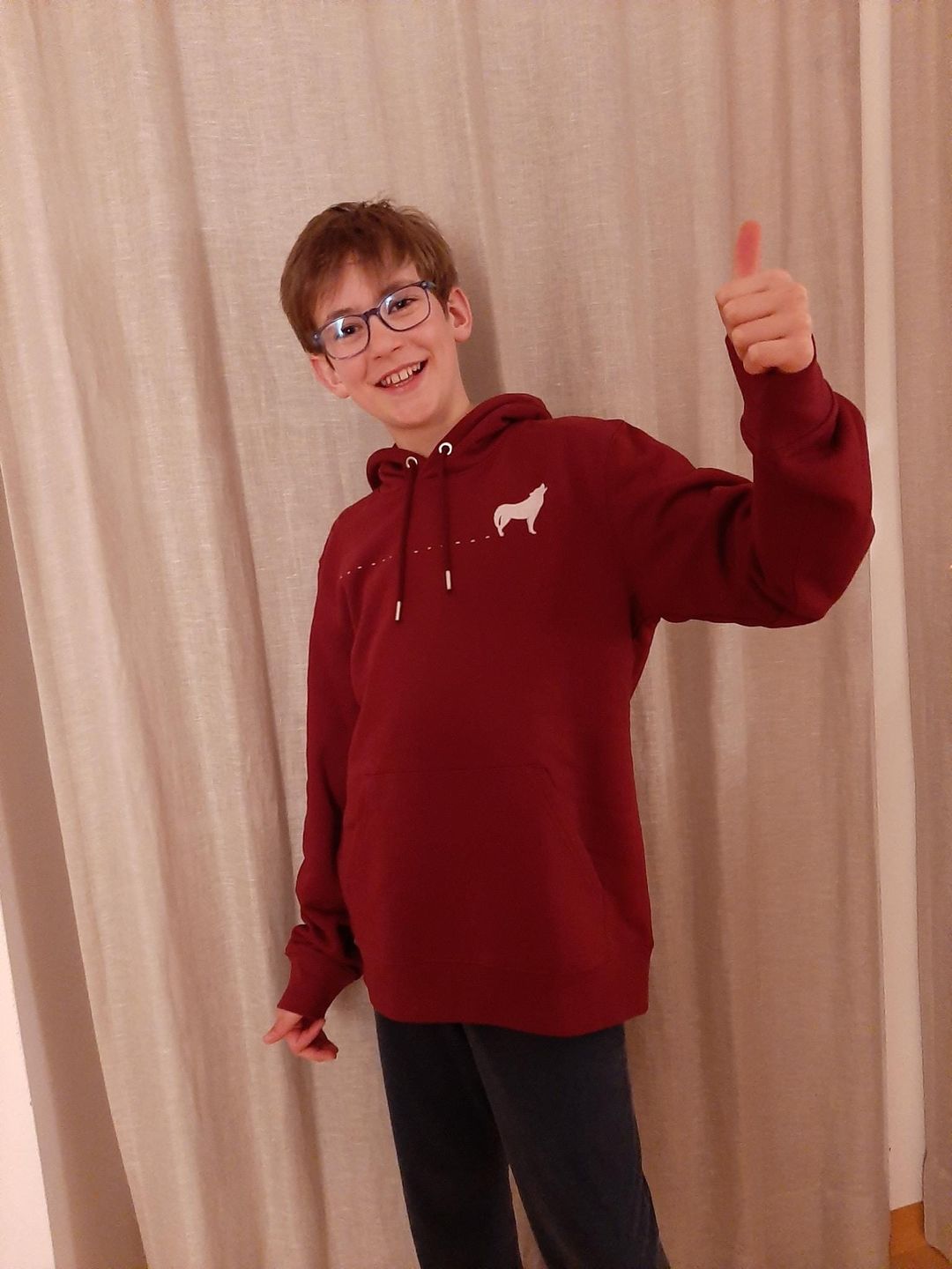 Customer photo review of WOLF SPUR - Bio Unisex Hoodie (PREMIUM)