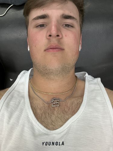 Customer photo review of FREE # Pendant - Random Color Blk/Gld/Silv [1 per customer, pay shipping.]