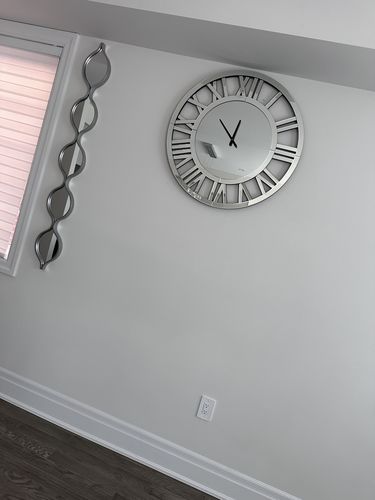 Customer photo review of 32" Luxury Real Mirrored Clock