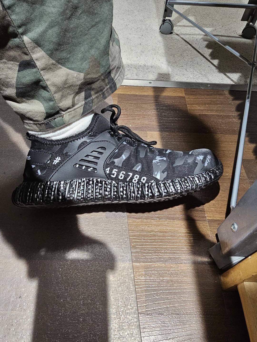 Customer photo review of CamoX™ Black White