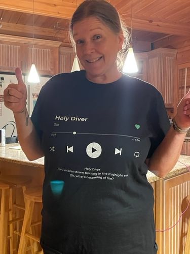 Customer photo review of Your Favorite Song T-Shirt Music Player