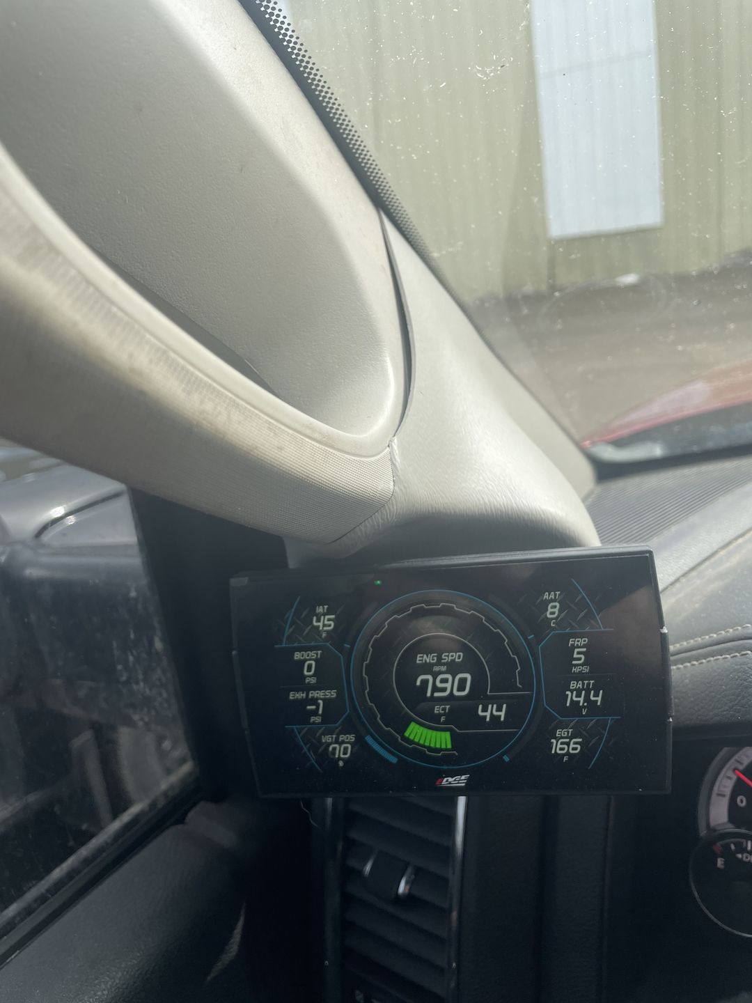 Customer photo review of Universal Edge INSIGHT CTS3 MONITOR (84130-3)