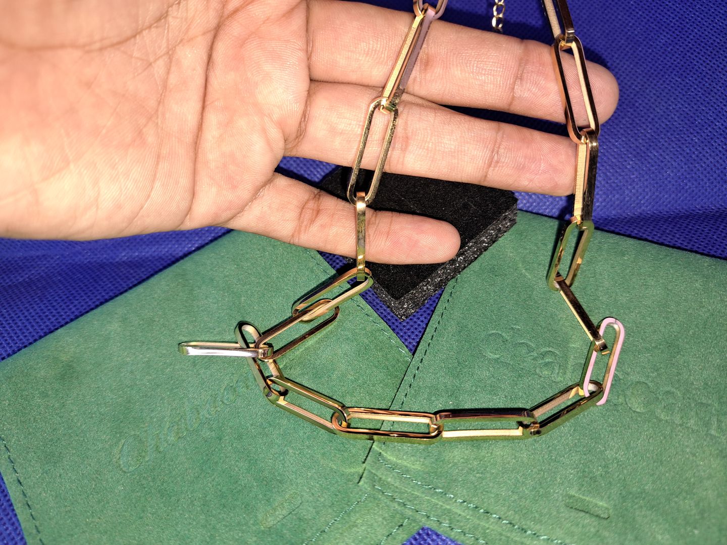 Customer photo review of Choker Victoria