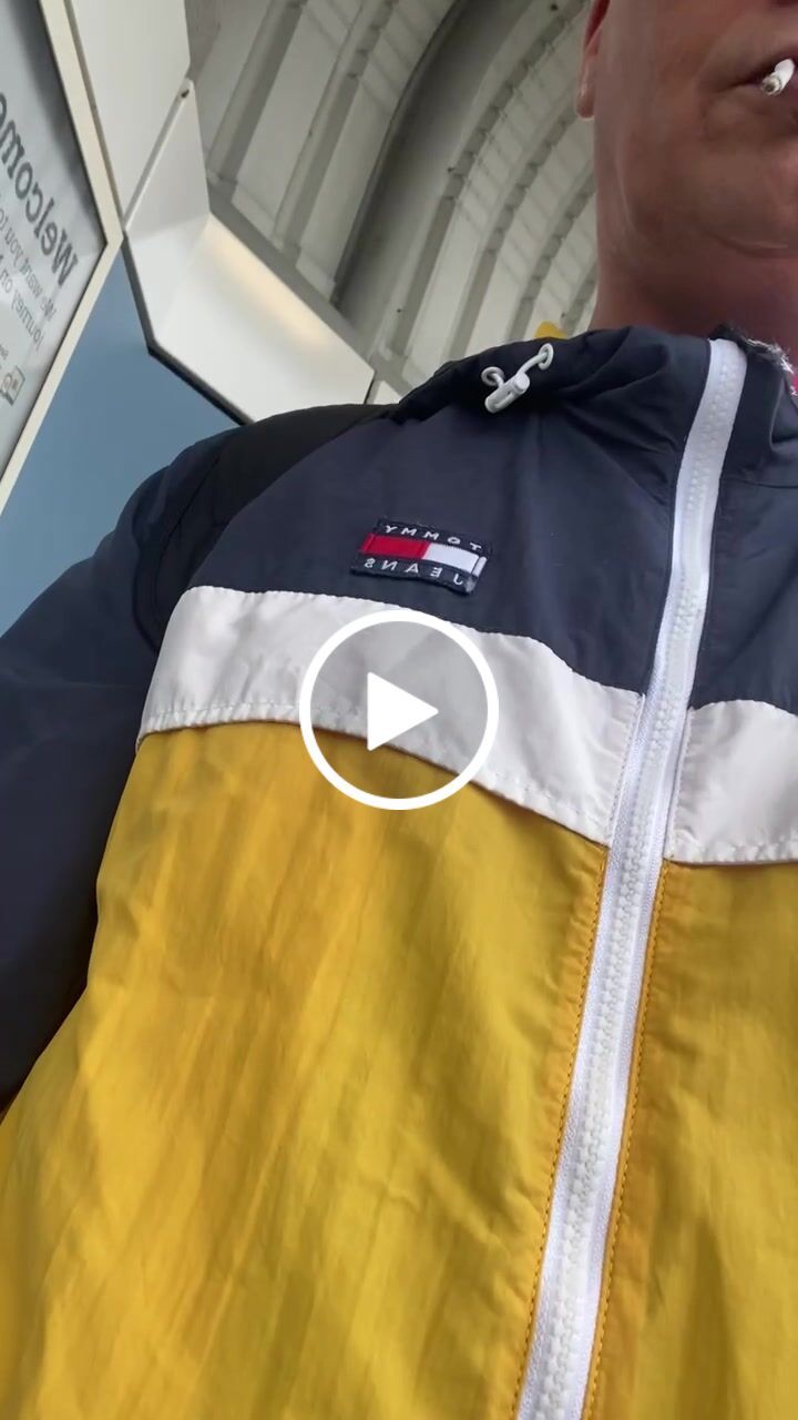 Customer video review of Tommy Hilfiger Rain Coat