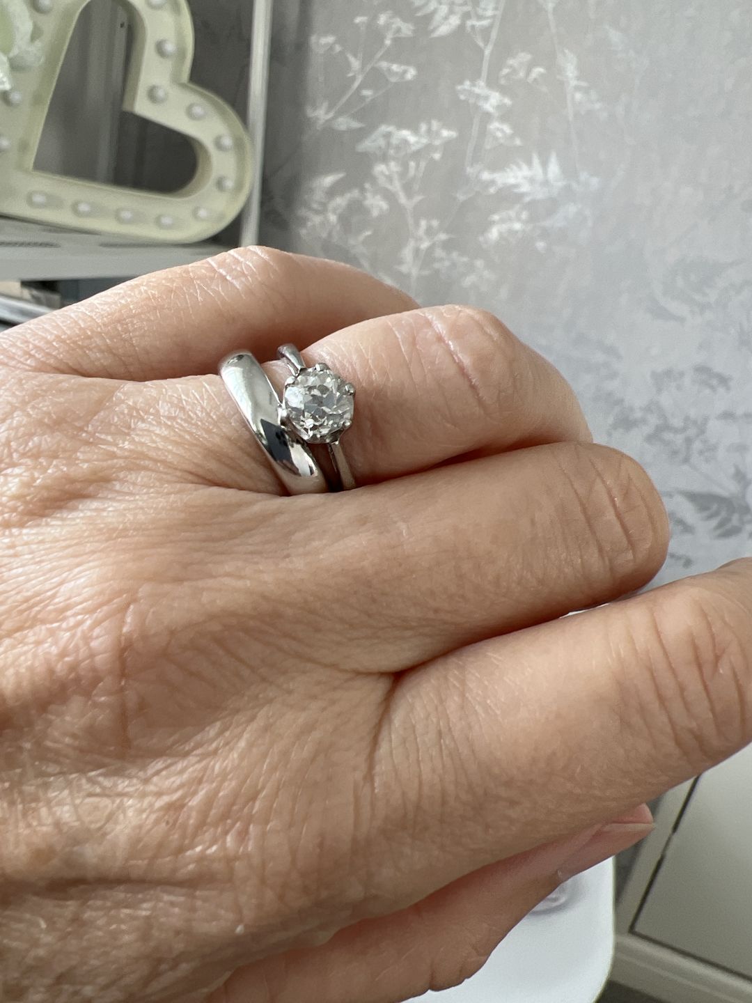 Customer photo review of Original 4mm Wonder Ring