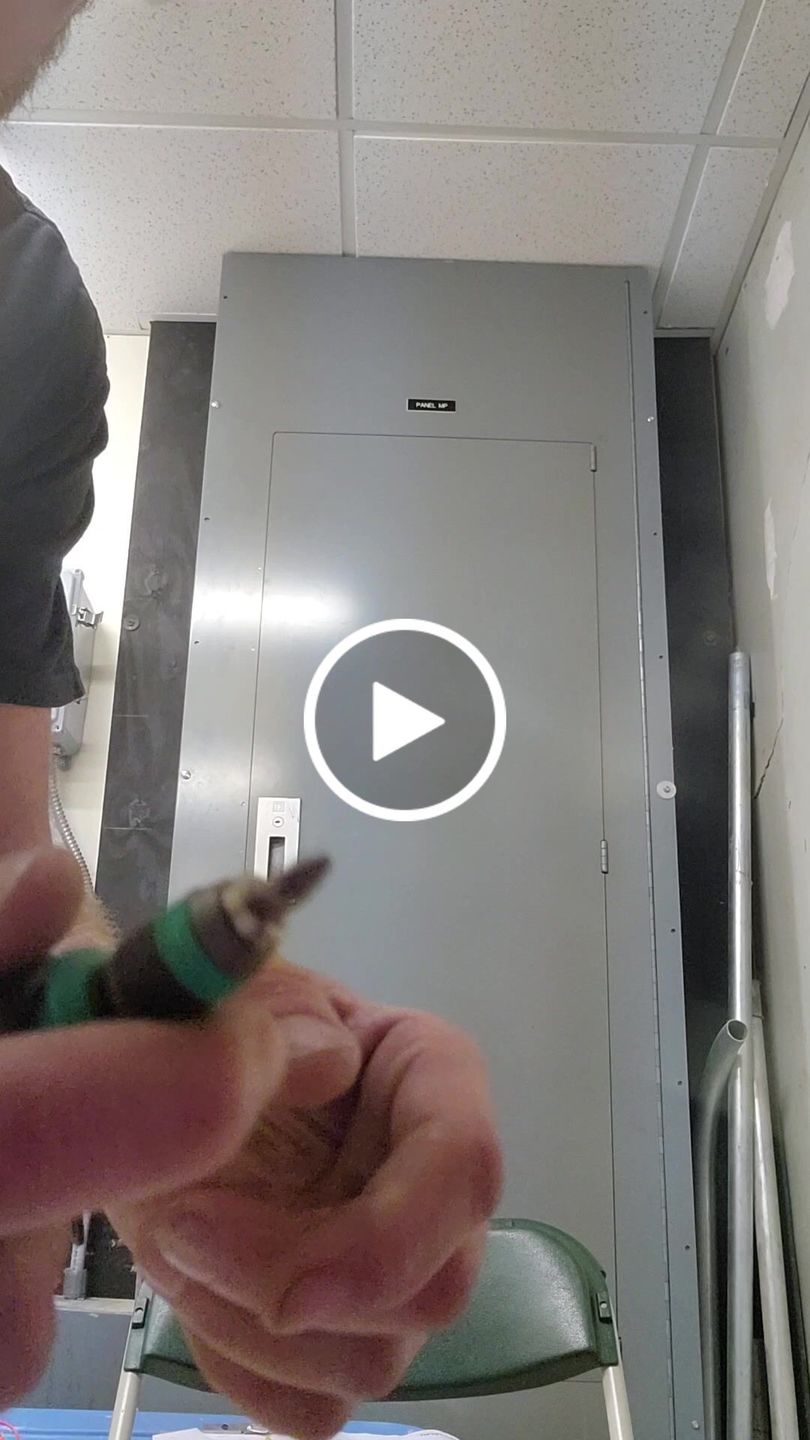 Customer video review of Wera 05051024001 Kraftform Kompakt 25 with Pouch