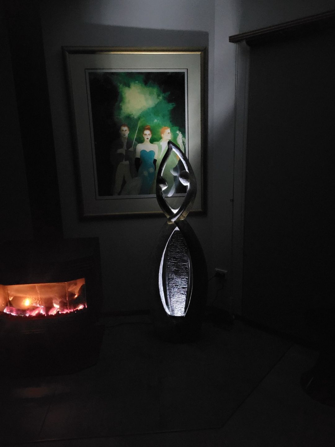 Customer photo review of Harmony Dancers Tall Indoor & Outdoor Water Feature - 145cm