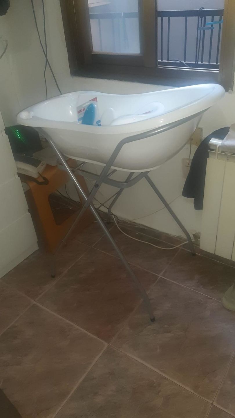 Customer photo review of Babybadewanne mit Gestell -  5 Teiliges Babyset
