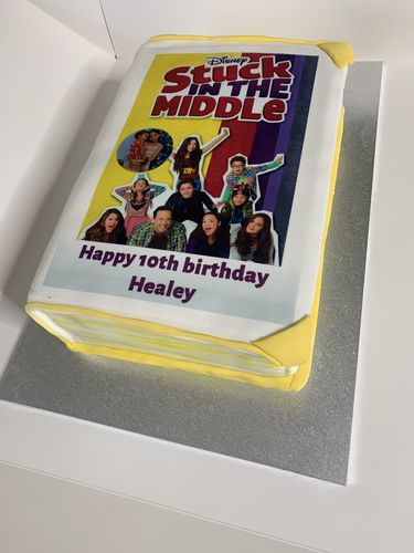 Customer photo review of A4 Rectangle Custom Edible Icing Image