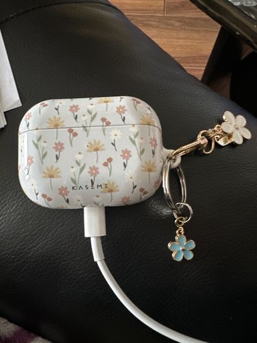 Customer photo review of Keychain Ring for AirPods