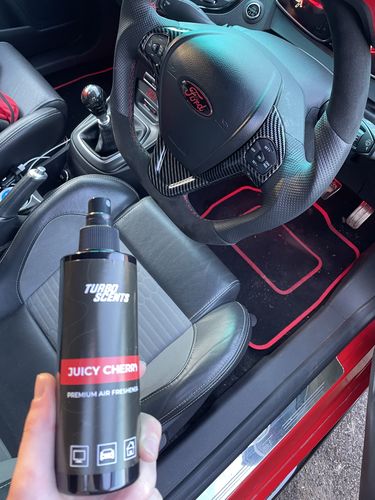Customer photo review of JUICY CHERRY PREMIUM AIR FRESHENER
