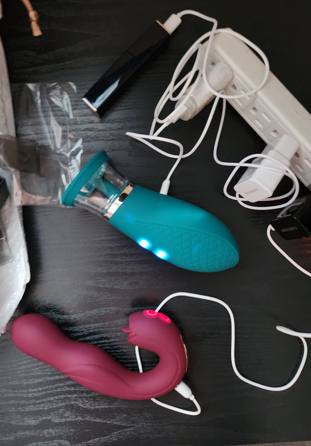 Customer photo review of SCIONESS Sucking and Licking Clitoral Stimulator
