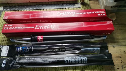 Customer photo review of Shock Absorber Rear (Standard Suspension) Bmw 116I,118I,120I,120D,125,130I,135I [E87,E82] 320D,320I,323I,325I,330D,330I,335I [E91/91,92,93] (KYB 349041)