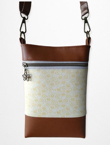 Customer photo review of Wanderlust Phone Bag Pattern