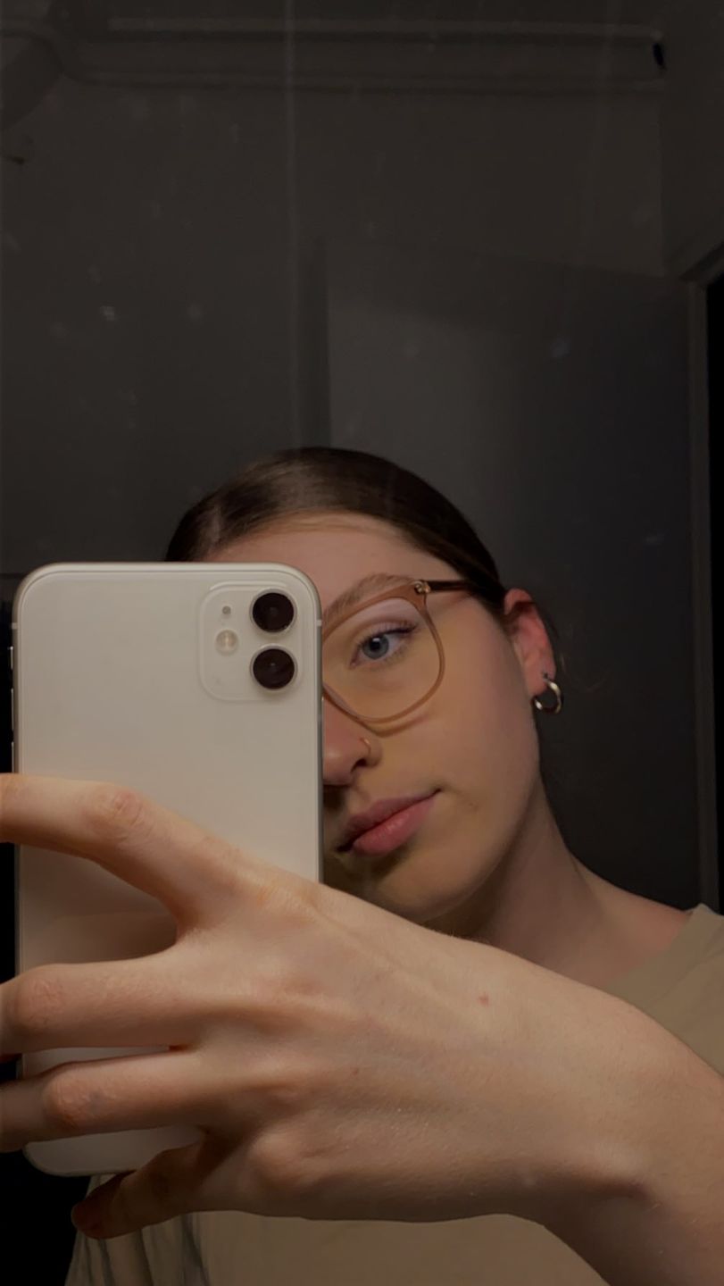 Customer photo review of Faux piercing au nez : Xena