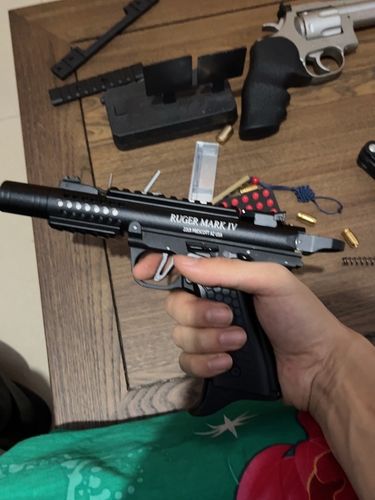 Customer photo review of Ruger MARK IV Shell Ejection Soft Bullet Toy Gun