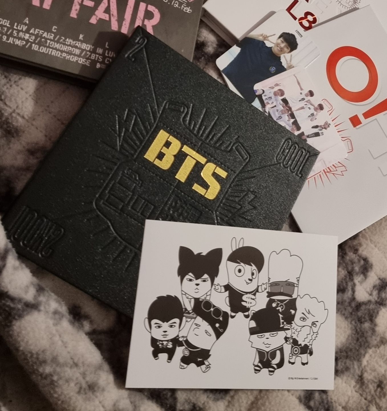 Customer photo review of BTS - 1ST SINGLE ALBUM 2 COOL 4 SKOOL
