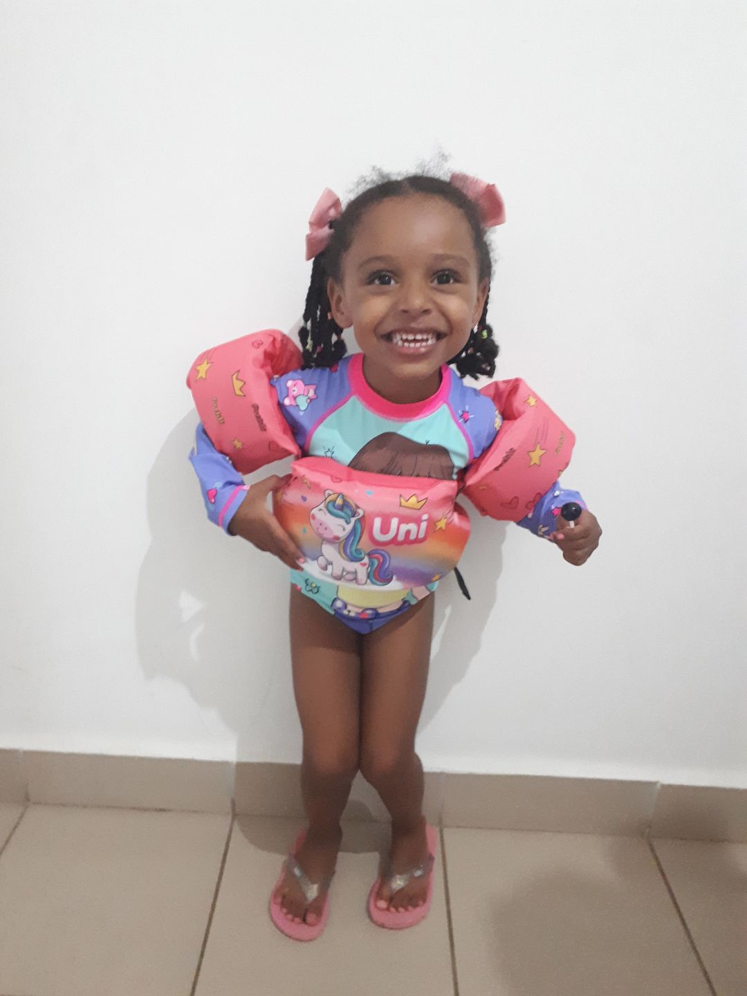 Customer photo review of Colete Flutuador Infantil