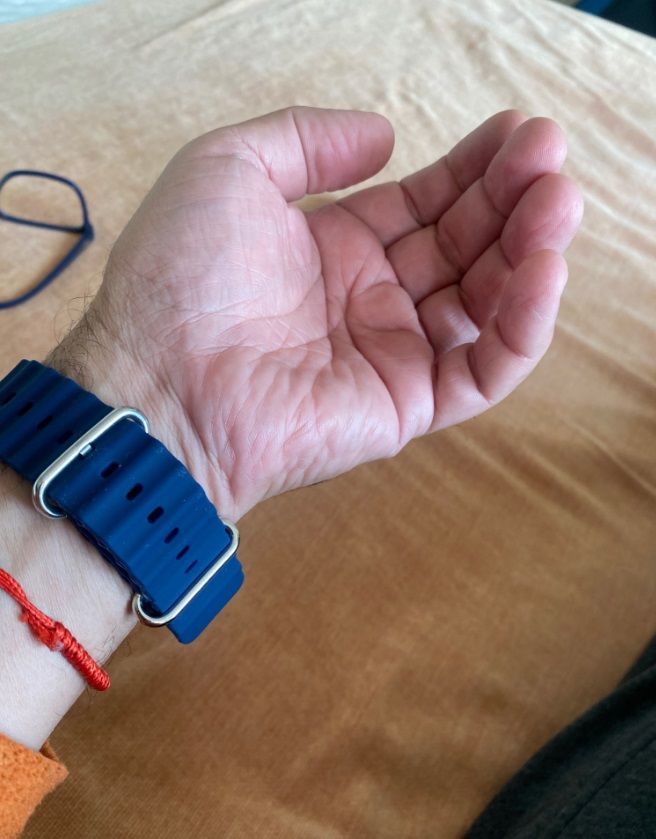 Customer photo review of Ocean Silicone Tubular Strap For Apple Watch Ultra