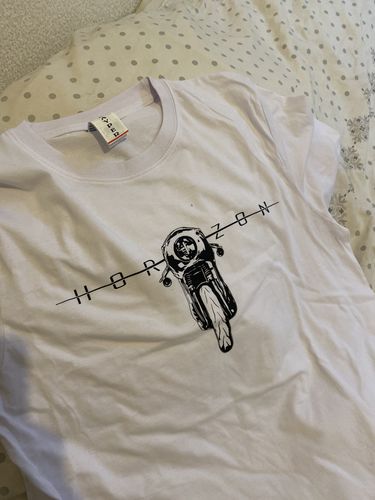 Customer photo review of Pack T-shirt + sticker concours
