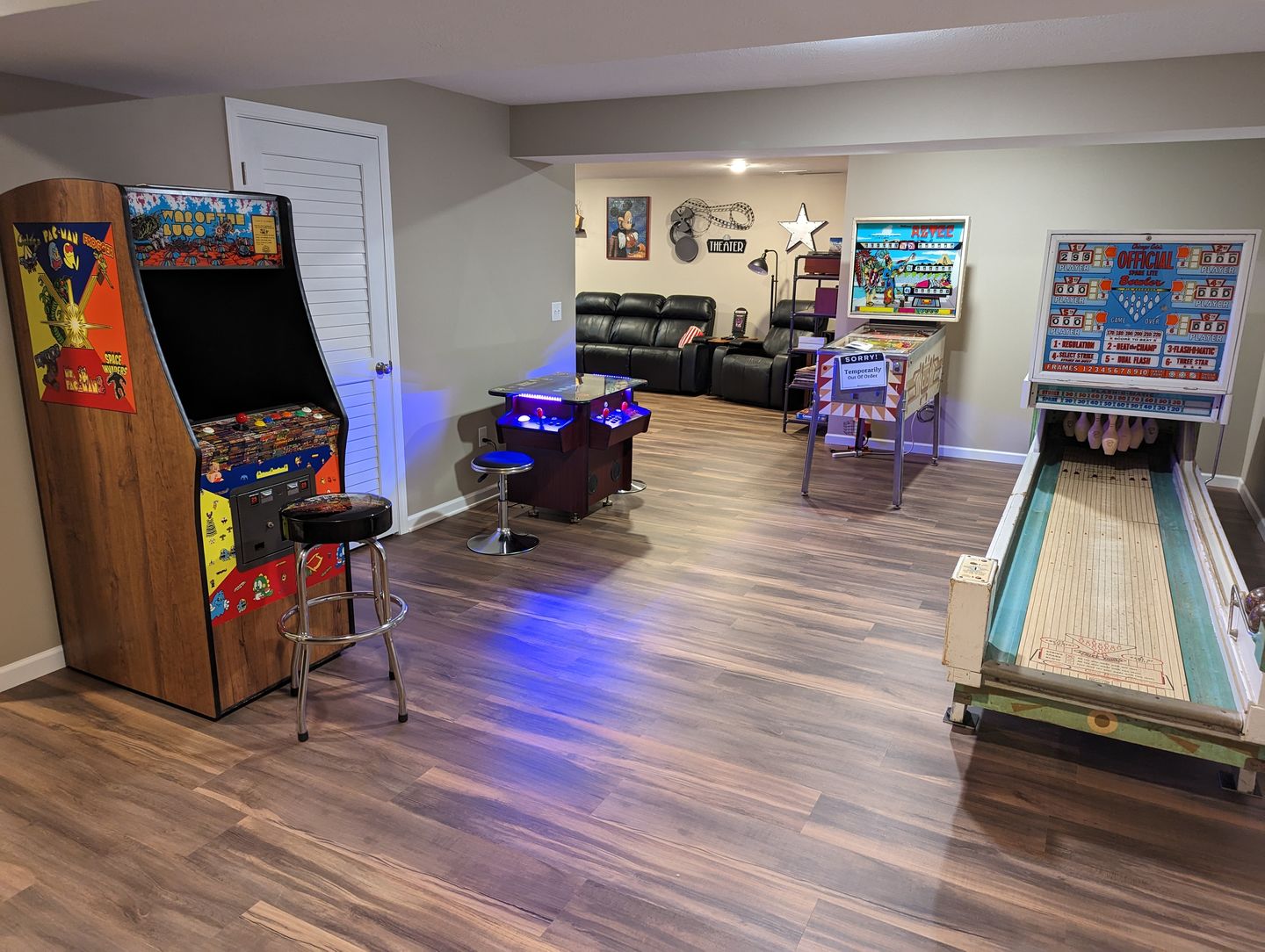 Customer photo review of Cocktail Table Arcade 3505 Dark Wood