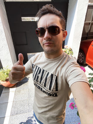 Customer photo review of Playera Nirvana: Nevermind
