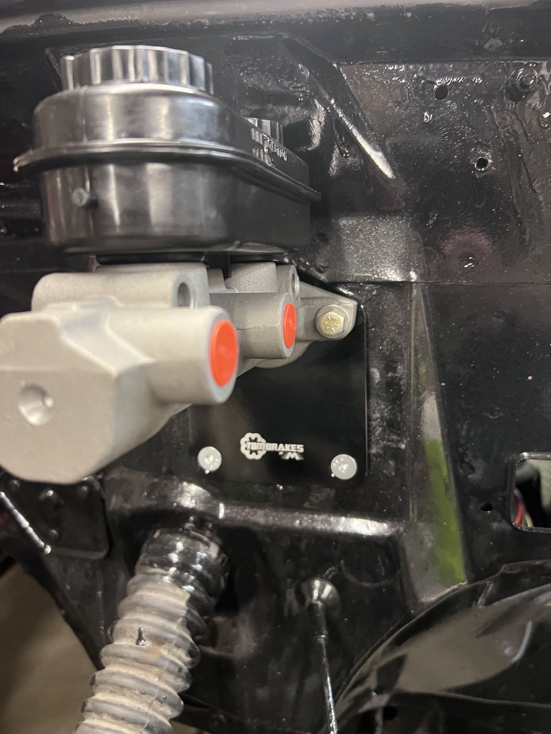 Customer photo review of Motion Raceworks 1994-04 S10 / Sonoma, Blazer / Jimmy Billet Aluminum Master Cylinder Conversion Kit 20-10005-2