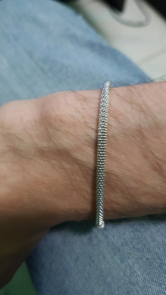 Customer photo review of THE SILVER MESH BRACELET