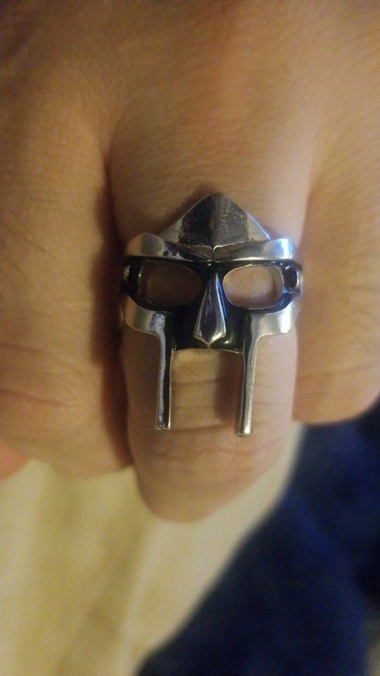 Customer photo review of THE MASK RING