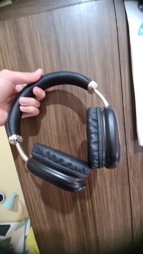 Customer photo review of Hoco W35 Bluetooth 5.0 Wireless Headphones