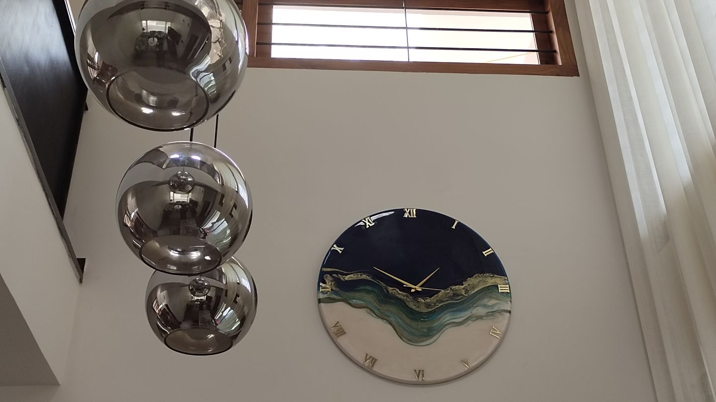 Customer photo review of Ticking Thunder Clock Large 27 Inches (Royal Blue)