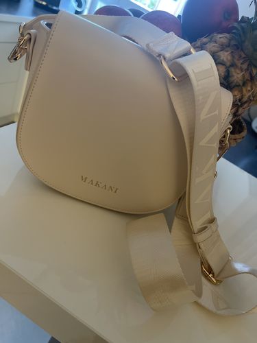 Customer photo review of LUANA - CREME