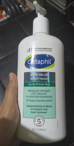 Customer photo review of ACNE RELIEF BODY WASH 591ml
